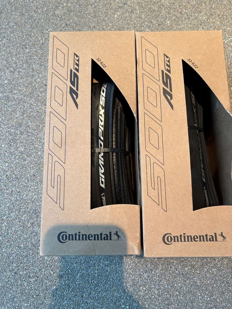 Used Continental GP 5000 AS TR 2026 bike — image 2 of 5