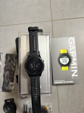 Used Garmin Forerunner 935 bike
