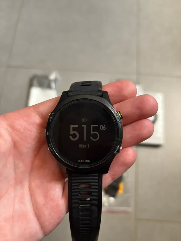 Used Garmin Forerunner 935 bike — image 3 of 4