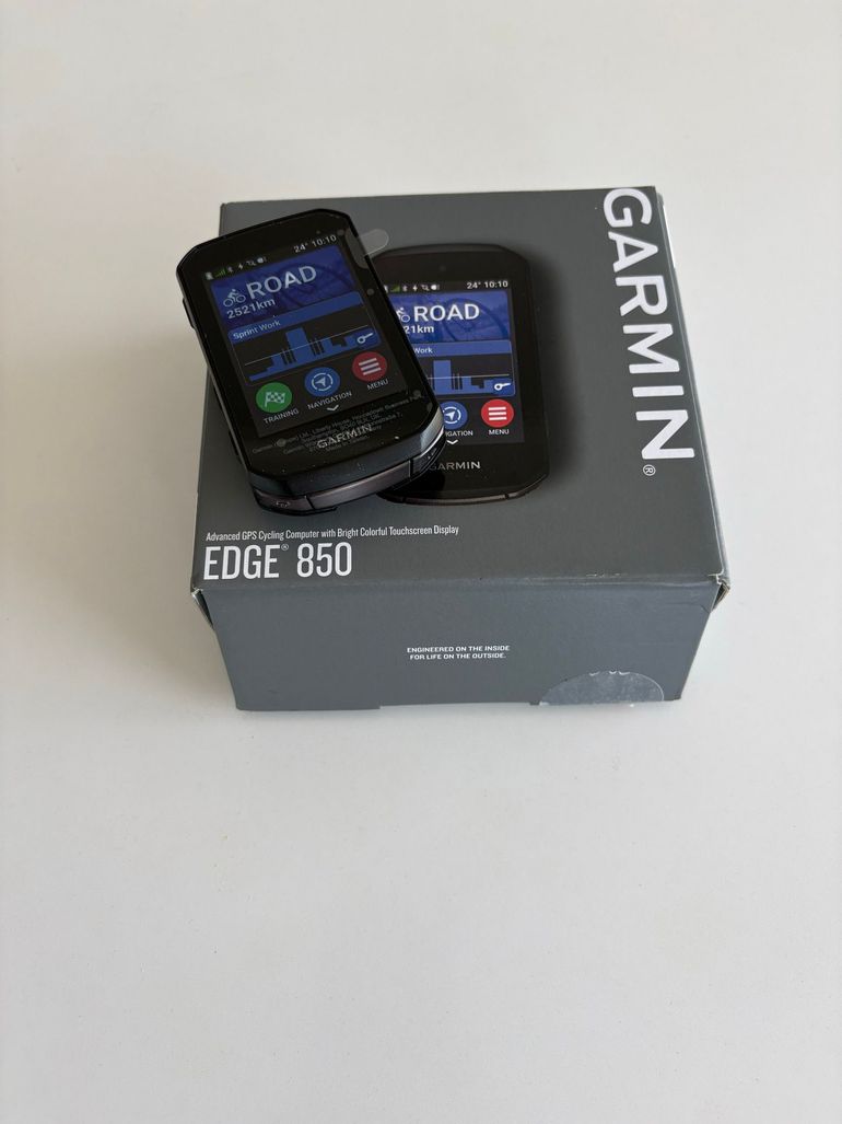 Tweedehands Garmin Edge 850 GPS Cycling Computer 2026 bike — afbeelding 1 van 4