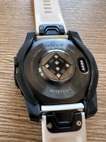 Used Garmin Fenix 8 Amoled Sapphire 47 mm 2025 bike — image 4 of 5