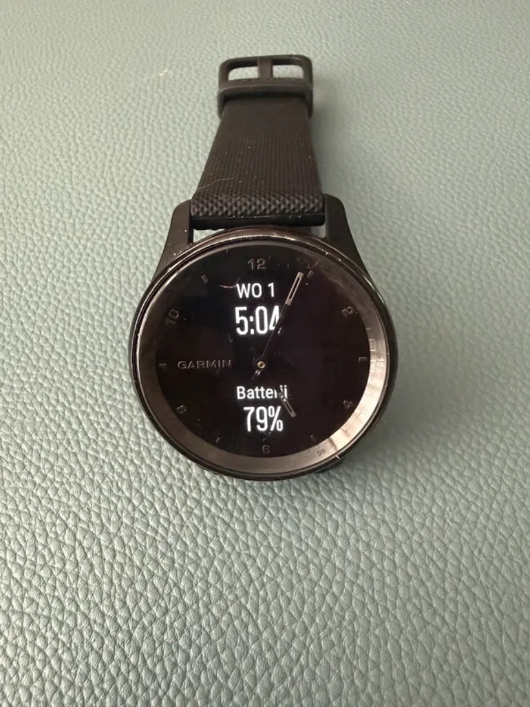 Tweedehands Garmin vivomove trend bike — afbeelding 1 van 5