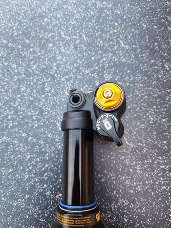 Käytetty Öhlins Ohlins TTX Air 230x60 bike — kuva 6 / 7