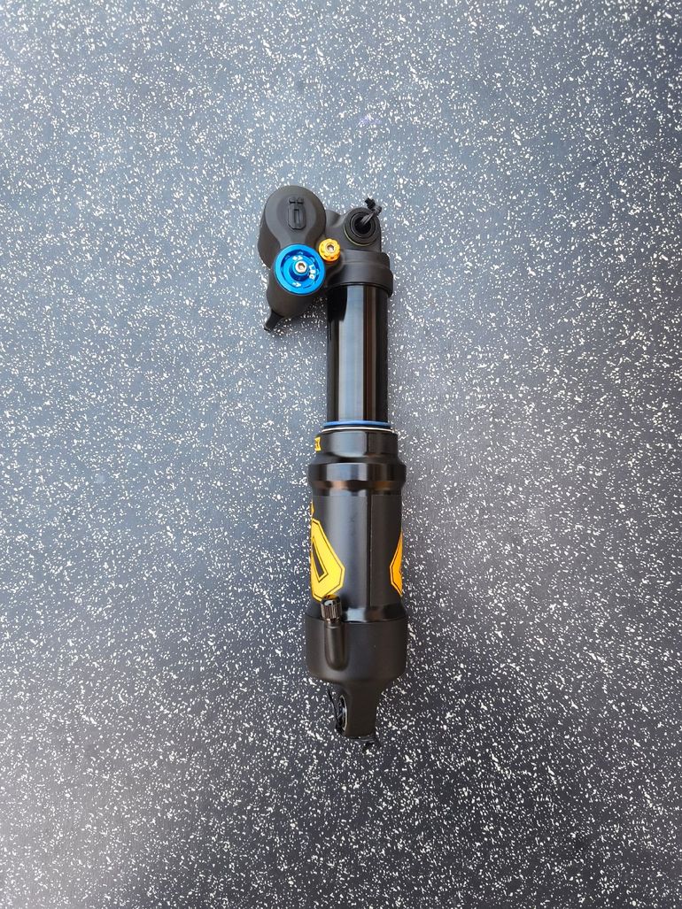 Käytetty Öhlins Ohlins TTX Air 230x60 bike — kuva 2 / 7