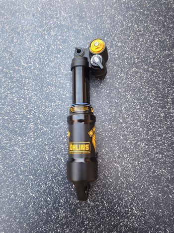 Käytetty Öhlins Ohlins TTX Air 230x60 bike — kuva 7 / 7
