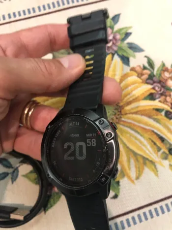 Used Garmin Fenix 6x Pro bike — image 3 of 5