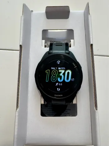 Tweedehands Garmin Forerunner 165 bike — afbeelding 2 van 4