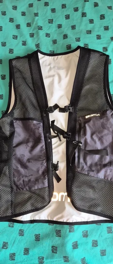 Used Salomon Gilet de Trail réversible bike — image 2 of 4