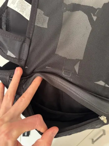 Used Lightweight Nike Running Packable Vest bike — image 4 of 5