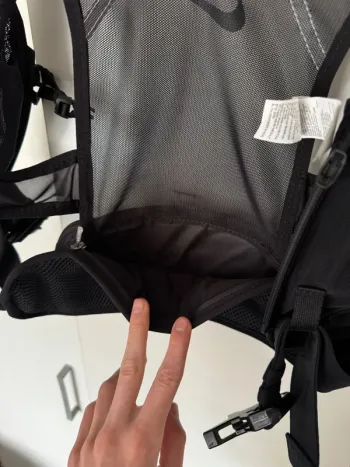 Used Lightweight Nike Running Packable Vest bike — image 14 of 14