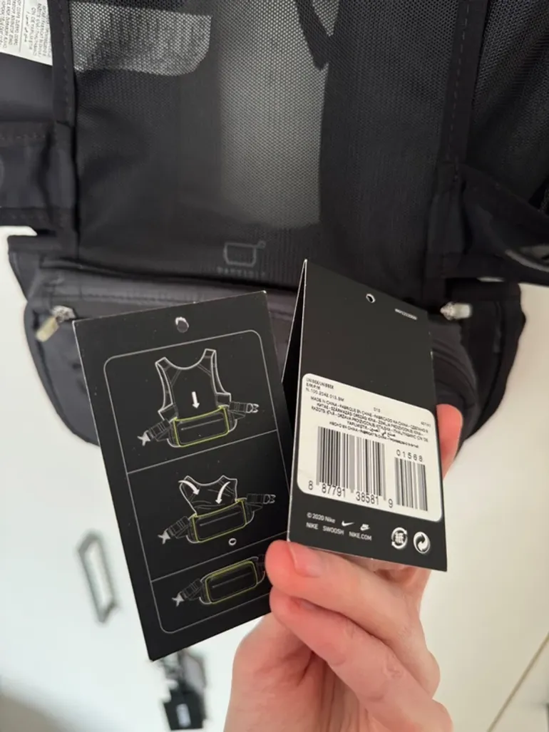 Used Lightweight Nike Running Packable Vest bike — image 7 of 14