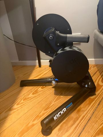 Wahoo KICKR Smart Trainer 2022 Cycling Accessories usato