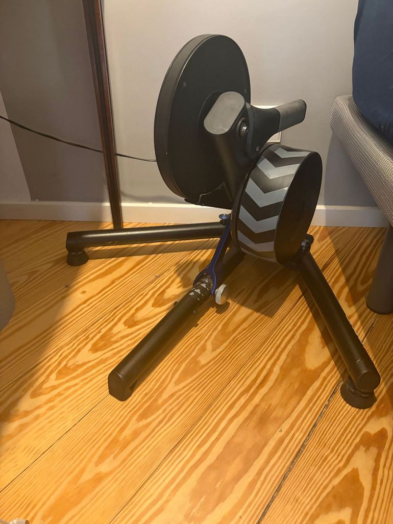 Used Wahoo KICKR Smart Trainer 2022 bike — image 3 of 3