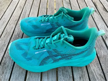 Używany Asics Novablast 5 2026 bike — zdjęcie 2 z 9