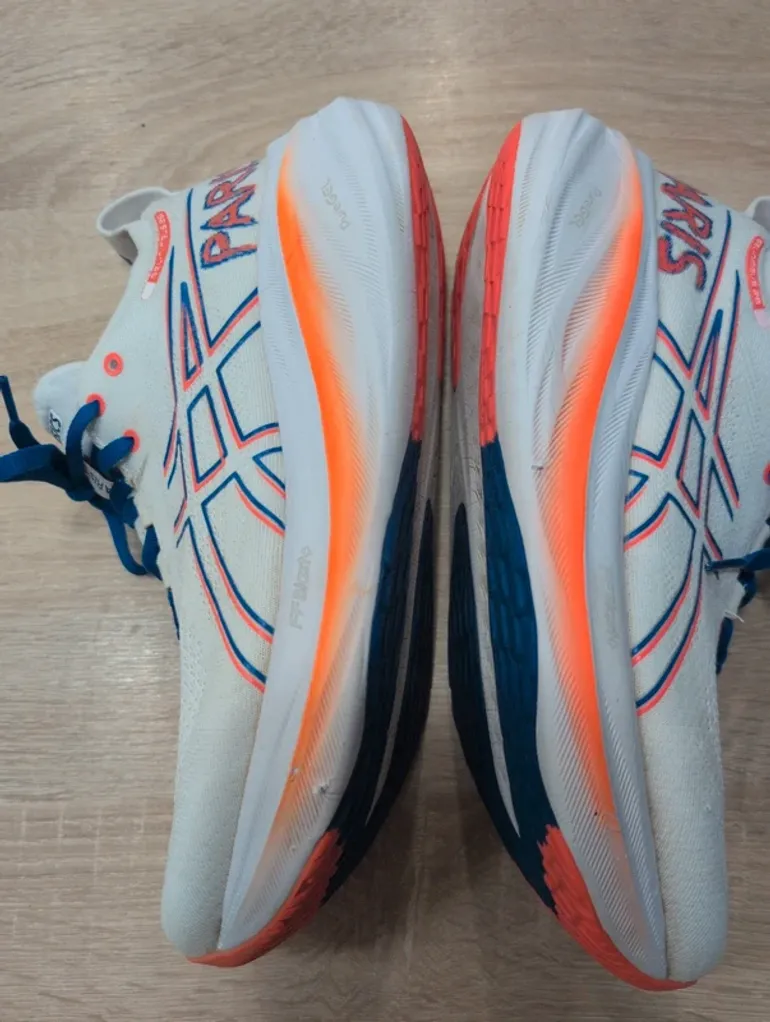 Gebrauchtes Asics Nimbus 26 Paris Edition bike — Bild 5 von 11