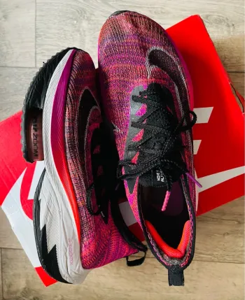 Nike Alphafly Next% bike d'occasion — image 2 sur 10