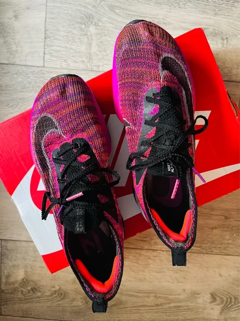 Nike Alphafly Next% bike d'occasion — image 3 sur 10