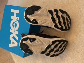 Tweedehands Hoka Clifton 9 bike — afbeelding 3 van 5