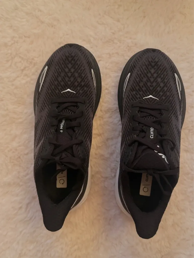 Tweedehands Hoka Clifton 9 bike — afbeelding 2 van 5