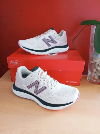 Brugt New Balance Chaussures bike — billede 3 af 6