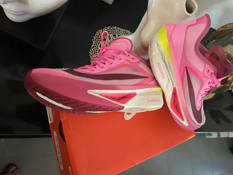 Używany Nike Zoom Fly 6 bike — zdjęcie 2 z 7
