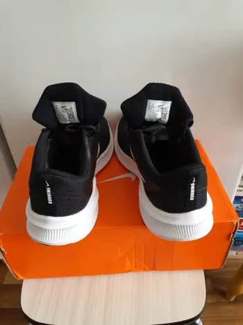 Brugt Nike sneakers size 41 bike — billede 2 af 6