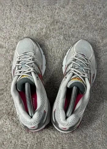 Used New Balance 780 bike — image 4 of 13