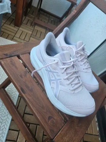 Asics Laufschuhe Gr. 39, 5 bike de segunda mano — imagen 2 de 5