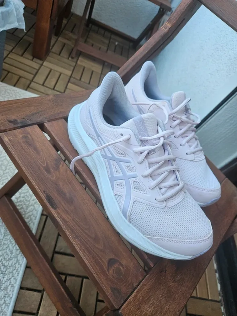 Asics Laufschuhe Gr. 39, 5 bike de segunda mano — imagen 2 de 5