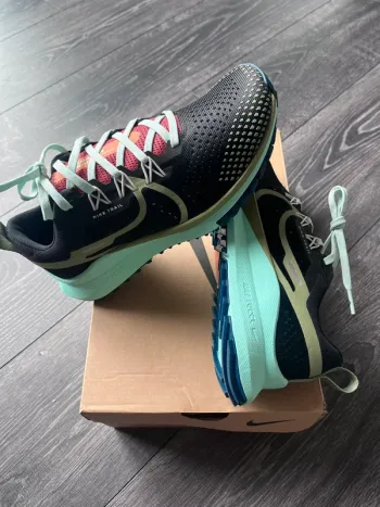 Used Nike Trail Running Shoes bike