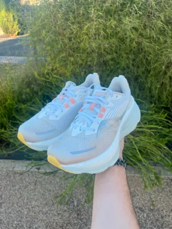 Używany Saucony Hurricane 24 bike — zdjęcie 2 z 8