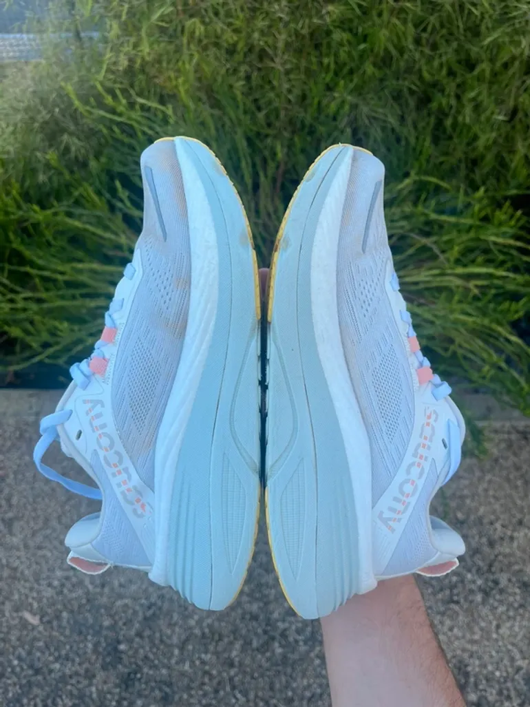 Używany Saucony Hurricane 24 bike — zdjęcie 6 z 8