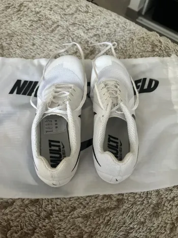 Brugt Nike Pointes athlétisme bike — billede 2 af 3