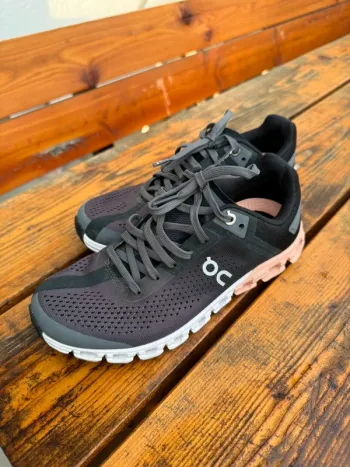 Tweedehands On Running Cloud Tec bike — afbeelding 7 van 8