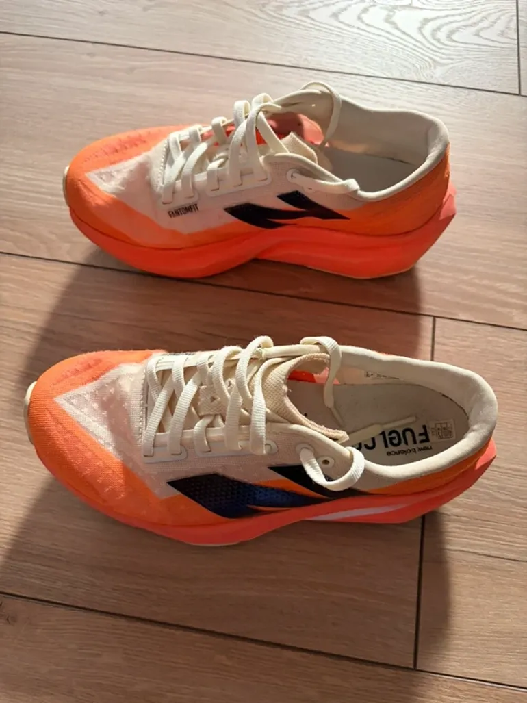 Gebrauchtes New Balance FuelCell Rebel v4 bike — Bild 4 von 9