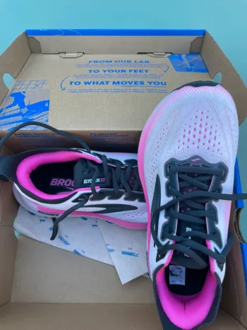 Brooks Running Shoes bike d'occasion — image 2 sur 4