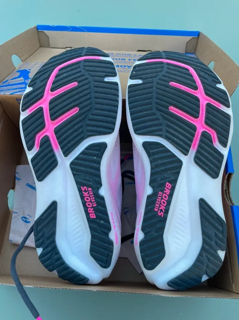 Brooks Running Shoes bike d'occasion — image 3 sur 4