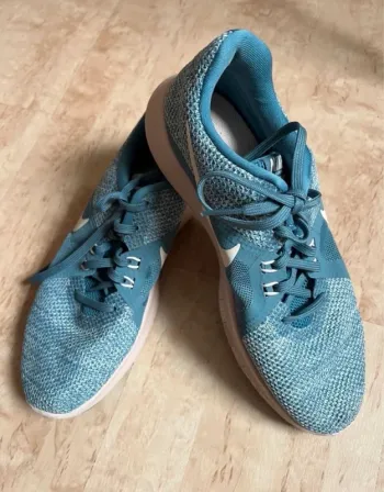 Używany Nike Turnschuhe Gr. 39 bike