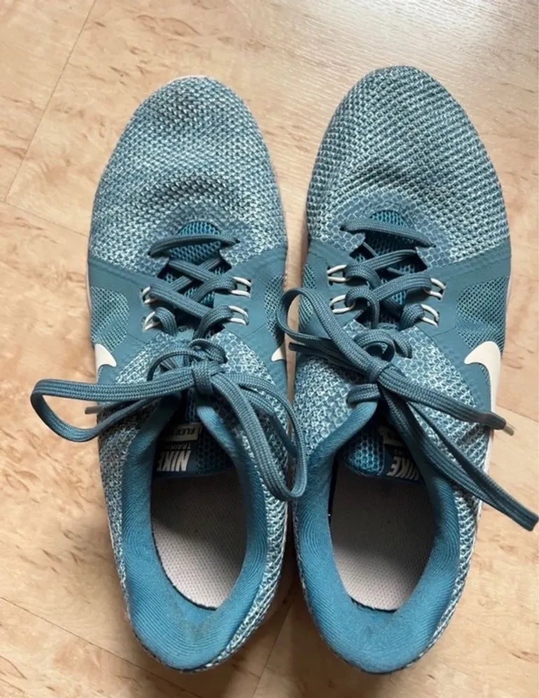 Używany Nike Turnschuhe Gr. 39 bike — zdjęcie 2 z 5
