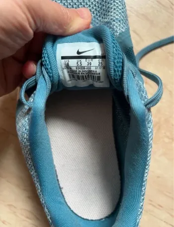 Używany Nike Turnschuhe Gr. 39 bike — zdjęcie 5 z 5