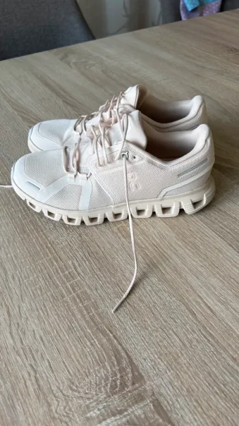 On Running On Sneaker bike de segunda mano — imagen 2 de 5