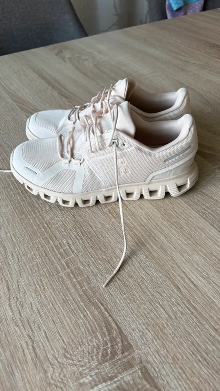 On Running On Sneaker bike de segunda mano — imagen 2 de 5