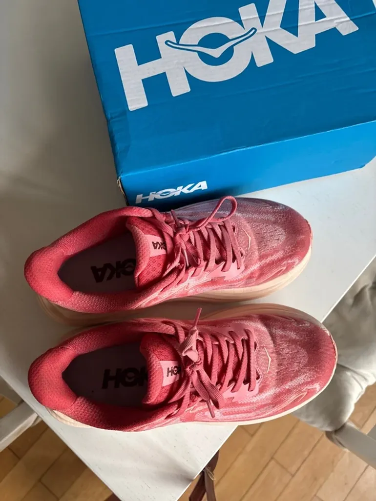 Used Hoka Running Shoes bike — image 3 of 5