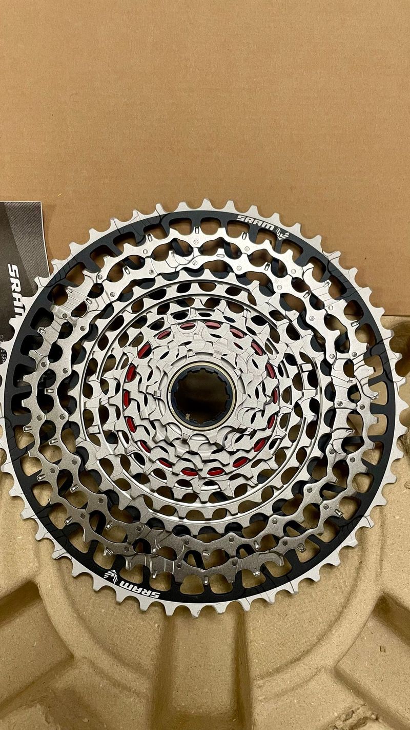 Käytetty Sram XX T-type XS-1297 2026 Drivetrain & Pedals
