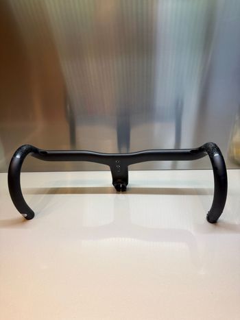 Używany Syncros IC-R100-SL Carbon Handlebar-Stem Unit 2025 bike — zdjęcie 2 z 4