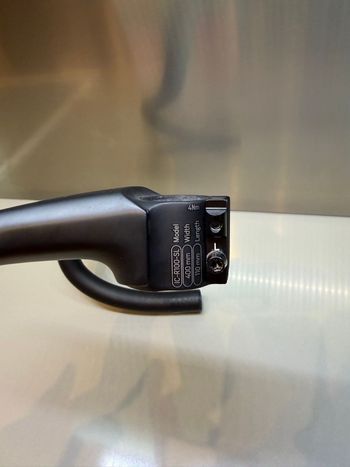 Używany Syncros IC-R100-SL Carbon Handlebar-Stem Unit 2025 bike — zdjęcie 3 z 4