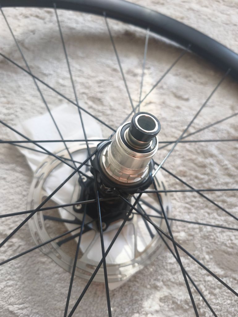 Used Fulcrum Soniq 28" XDR bike — image 5 of 6