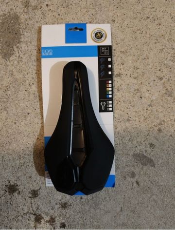 Used Pro Stealth Superlight Saddle 2026 bike — image 3 of 3