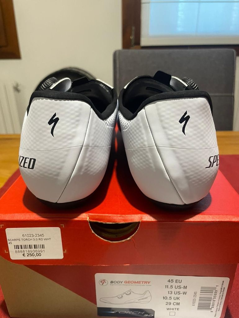 Used Specialized Torch 3.0 Road Shoes 2026 bike — image 4 of 6