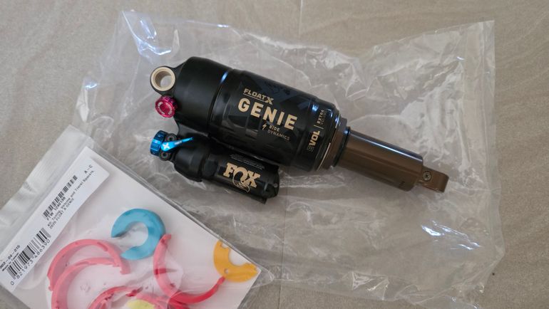 Used Fox Genie Float X Factory 2026 bike — image 1 of 3